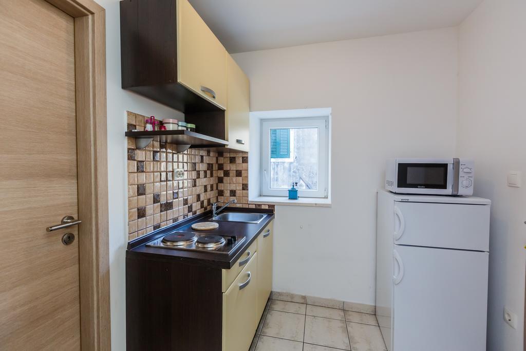 Apartments Antonio Makarska Exterior photo