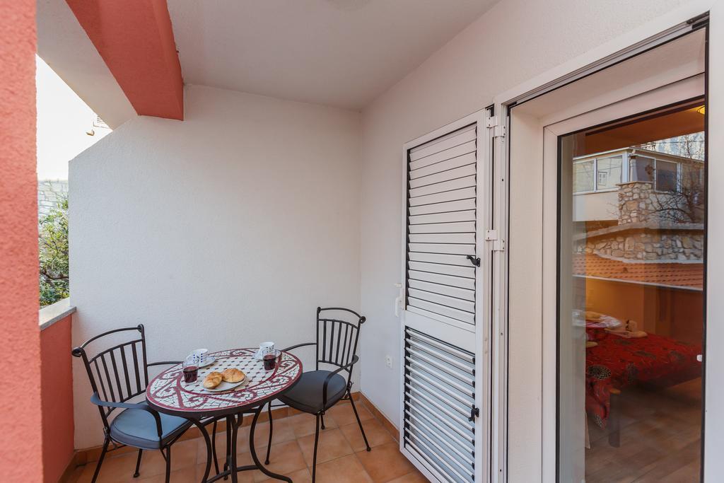 Apartments Antonio Makarska Exterior photo